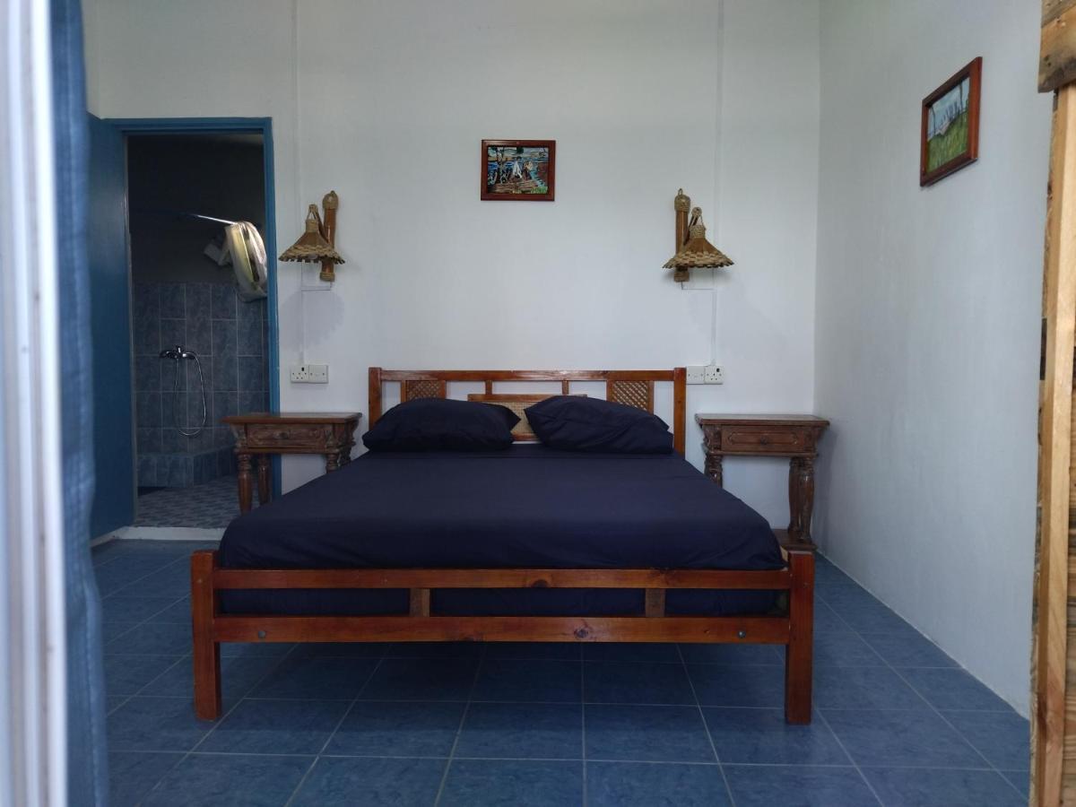La Terrasse Hotel Port South East Bagian luar foto